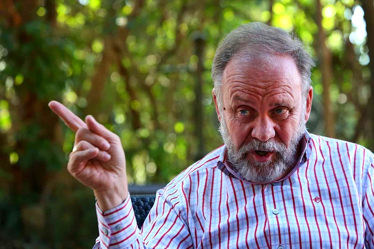 Carl Niehaus booted out of ANC