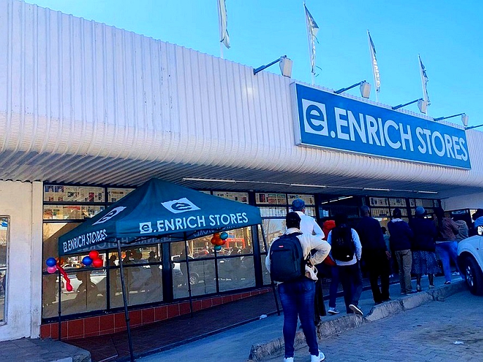 Struggling Enrich suspends CEO