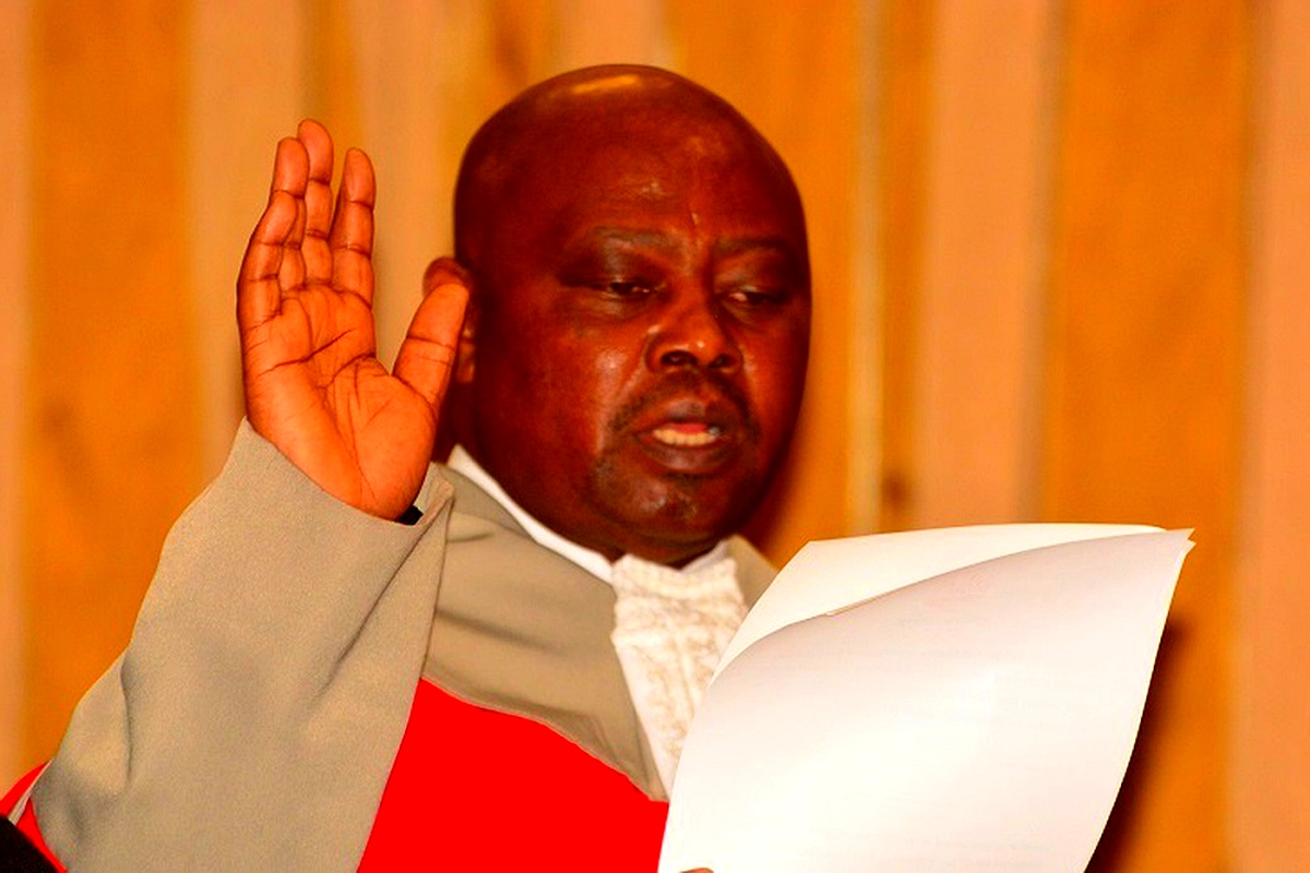 Sakoane threatens to dismiss treason case