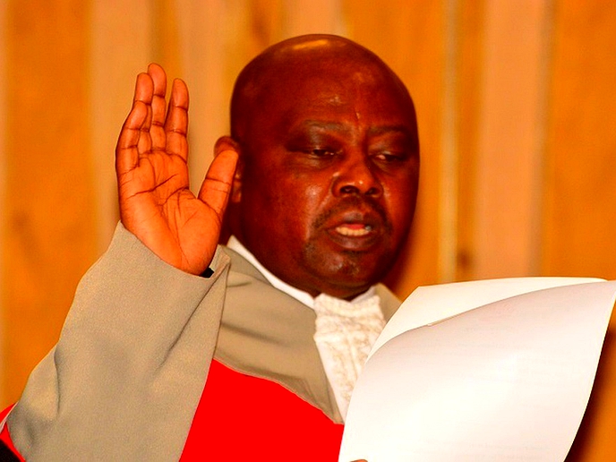 Sakoane threatens to dismiss treason case