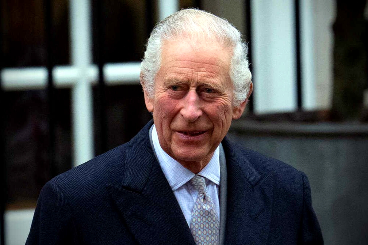 King Charles seen for first time since diagnosis