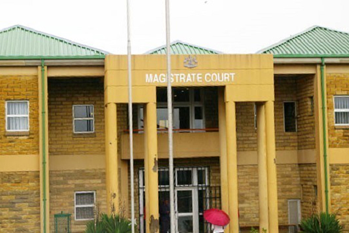 Troublesome cop jailed for robbery