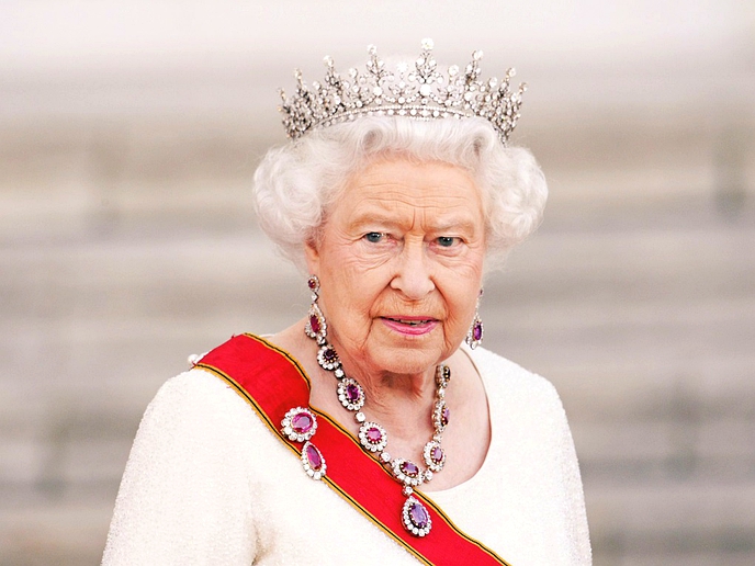 Group petitions Queen Elizabeth to get back SA land