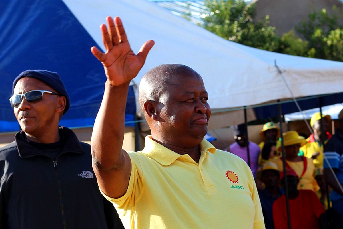 Thabane to form a new party: Hlaele