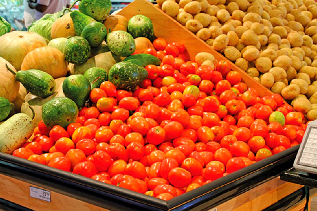 Global market forces keep SA food prices high