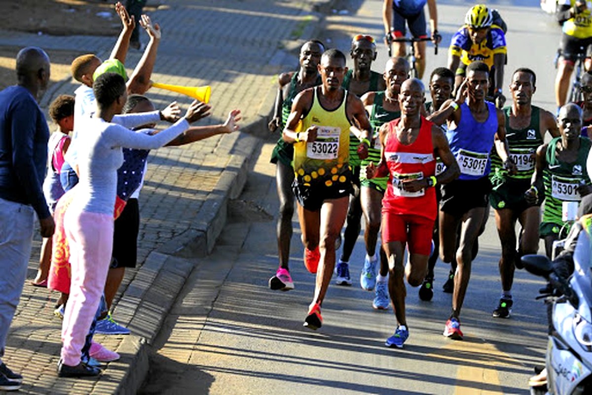 Motsieloa runs Soweto Marathon barefooted