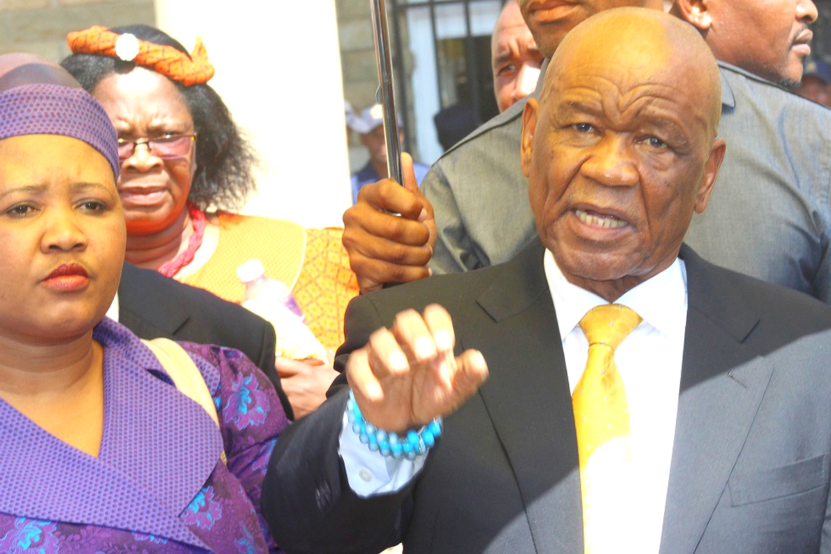 Thabane to step down