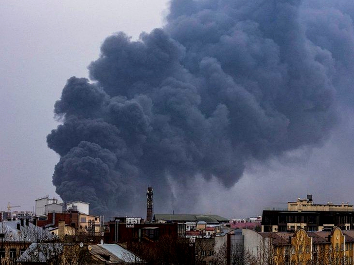 Five wounded after explosions hit western city of Lviv