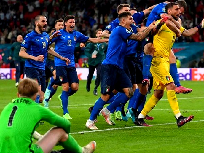 Italy beat England on penalties to clinch Euro title