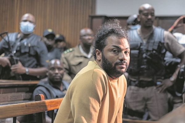 Thabo Bester and 7 co-accused return to court