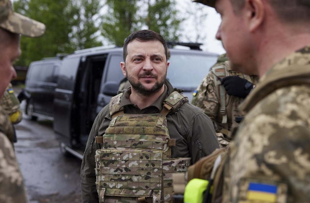 Zelensky visits Kharkiv in first trip outside Kyiv region - Metro News