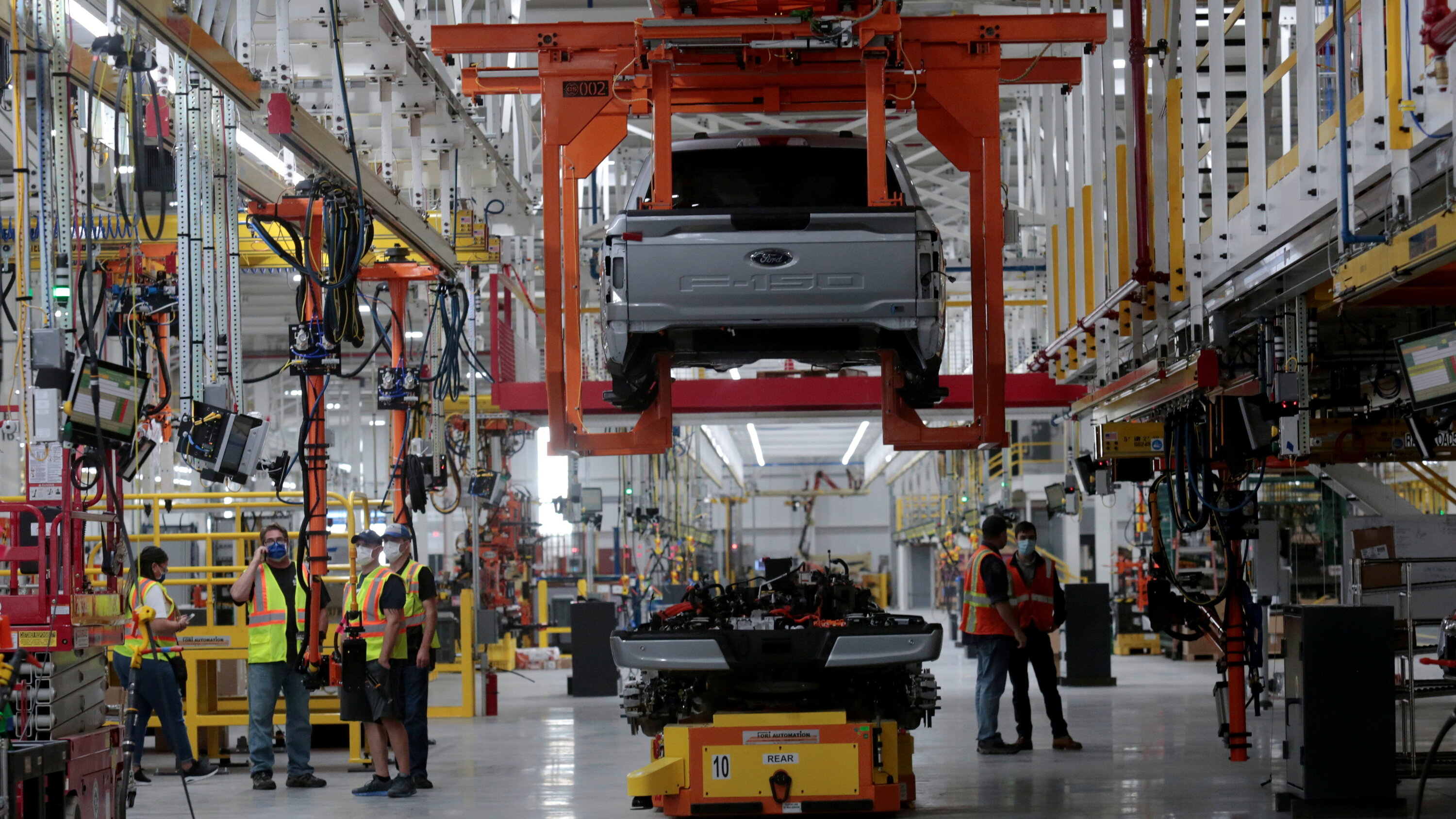 Ford slashes thousands of jobs as it goes electric