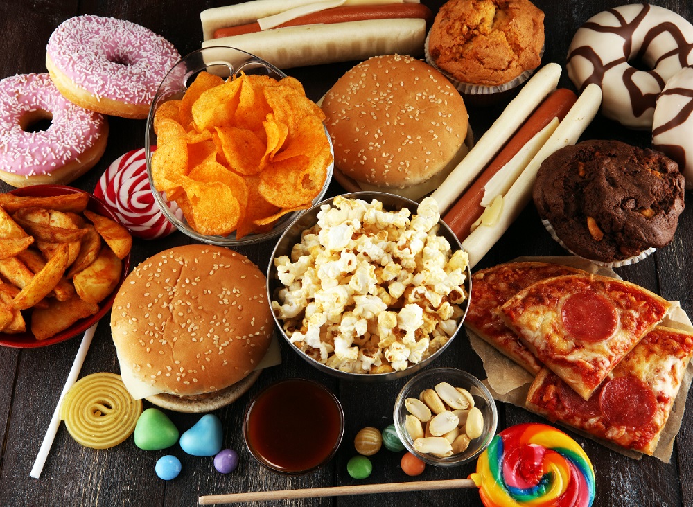 Eating junk food is unhealthy - Metro News